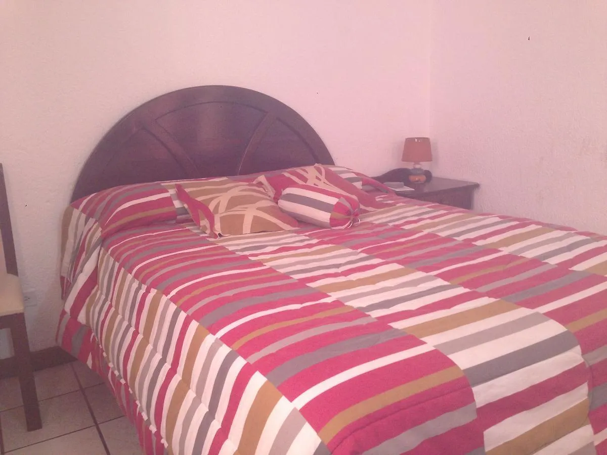Hostel Hostal Almagro Κίτο